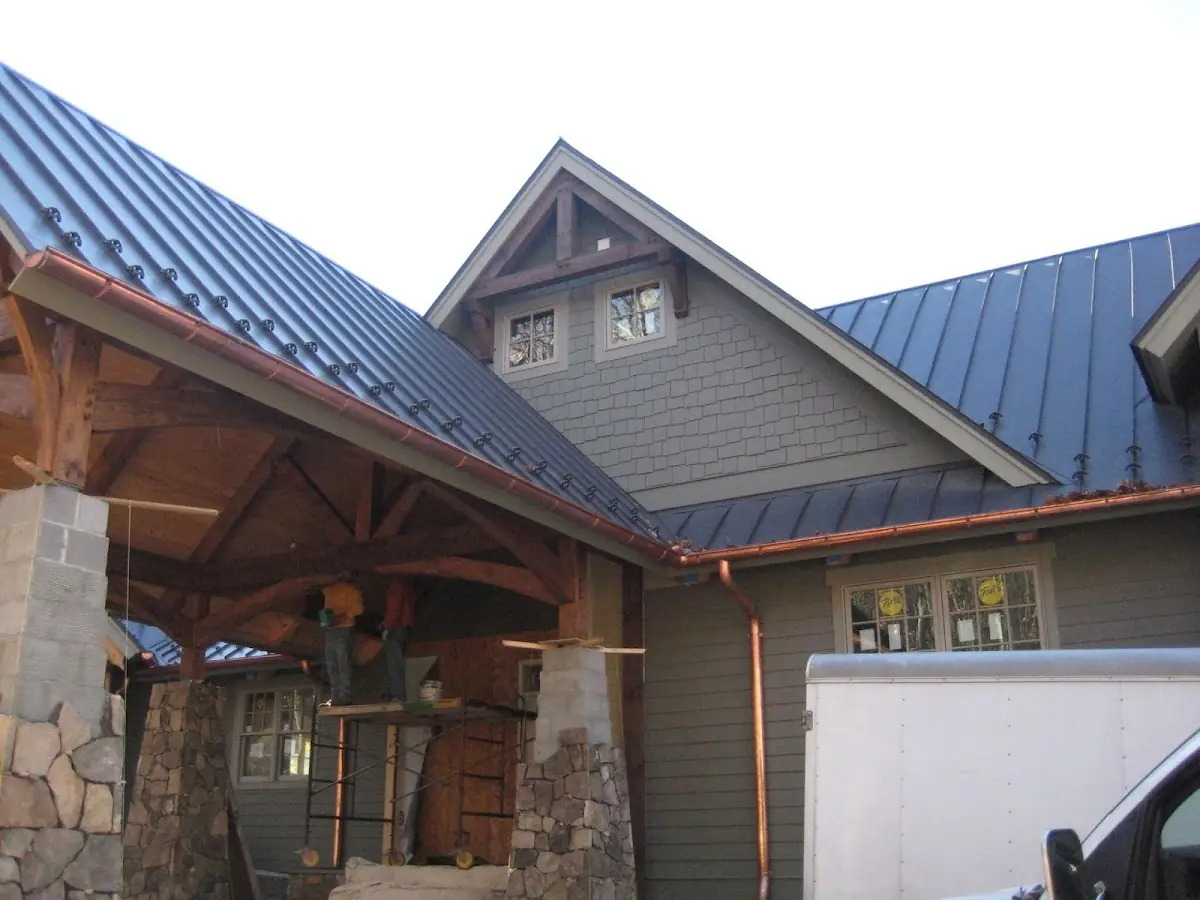 Craftsman Roofing team delivering quality roofing work in Caroline Village
